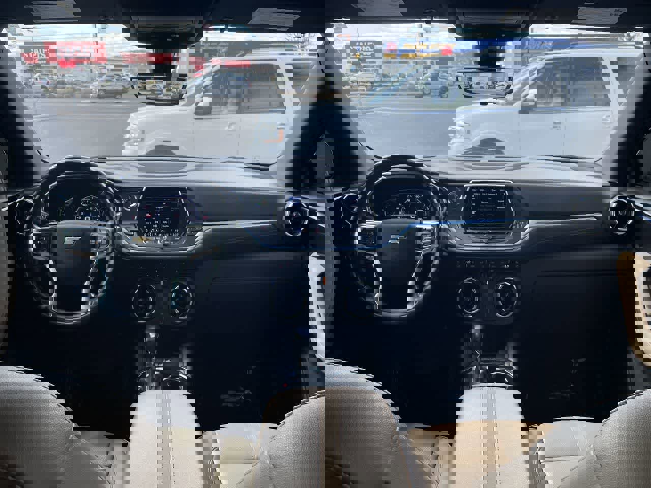 Used 2019 Chevrolet Blazer Premier w/ Driver Confidence II Package image 16