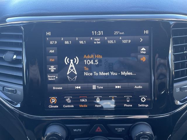 Used 2021 Jeep Grand Cherokee Laredo X image 37