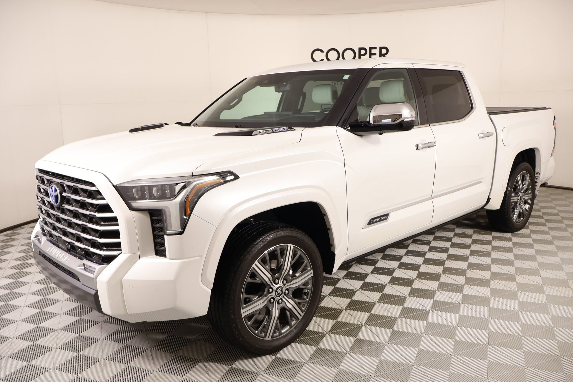Used 2023 Toyota Tundra Capstone image 10