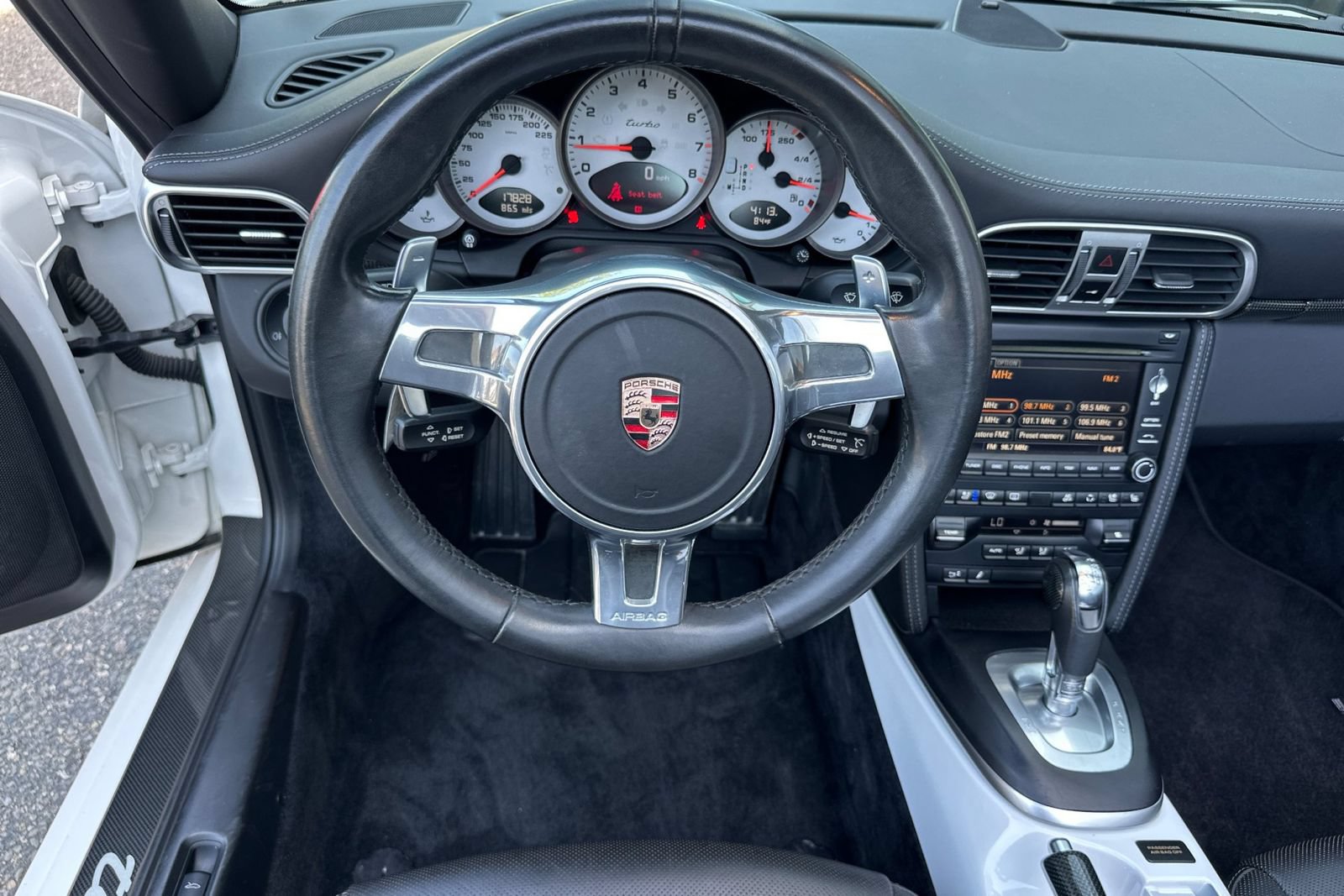 Used 2011 Porsche 911 Turbo AWD/4WD image 17