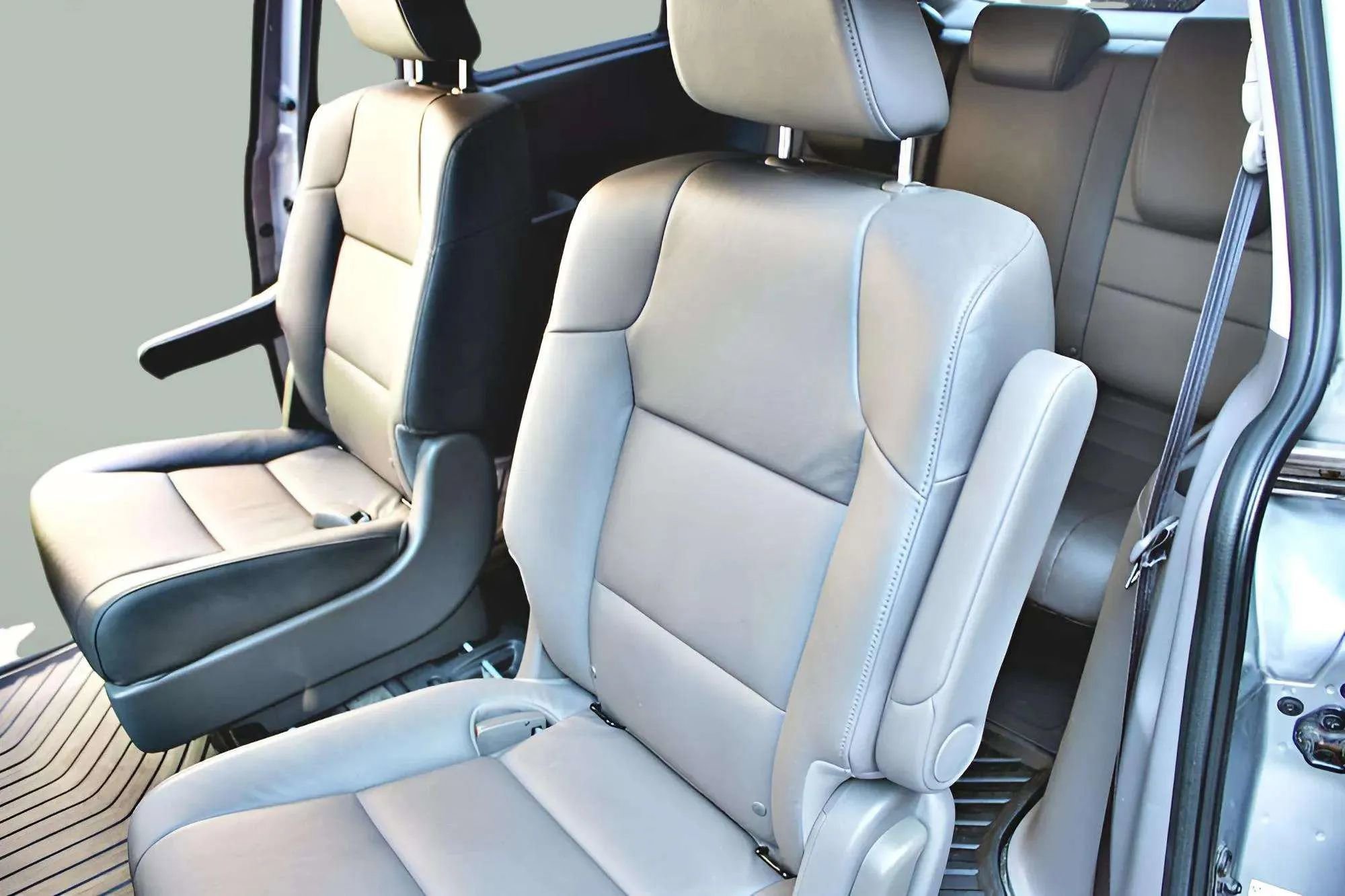 Used 2016 Honda Odyssey EX-L image 29