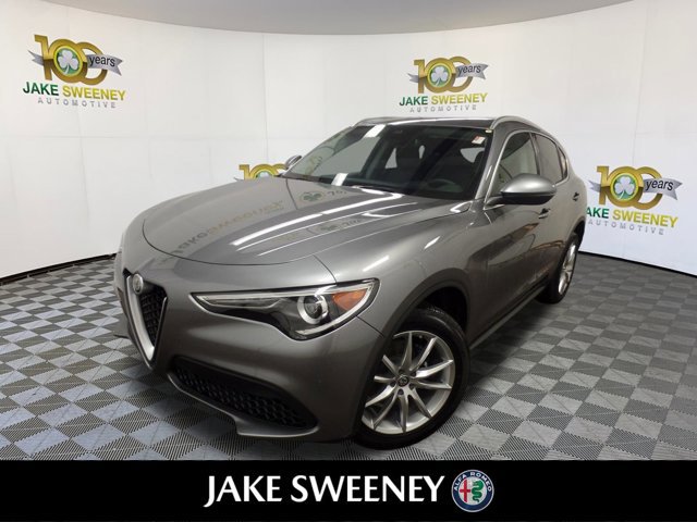 Used 2018 Alfa Romeo Stelvio Ti image 4