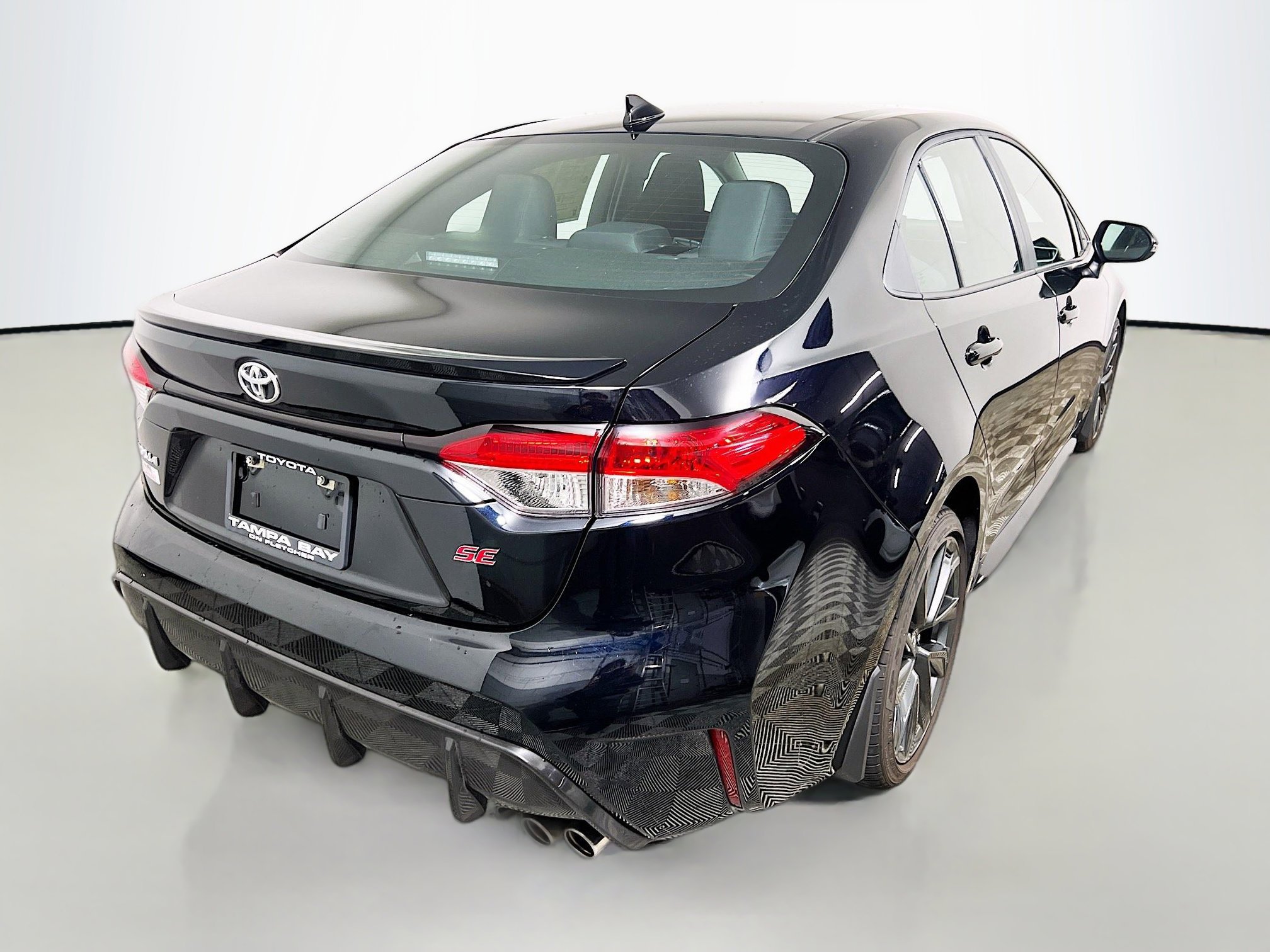 Used 2025 Toyota Corolla SE image 4