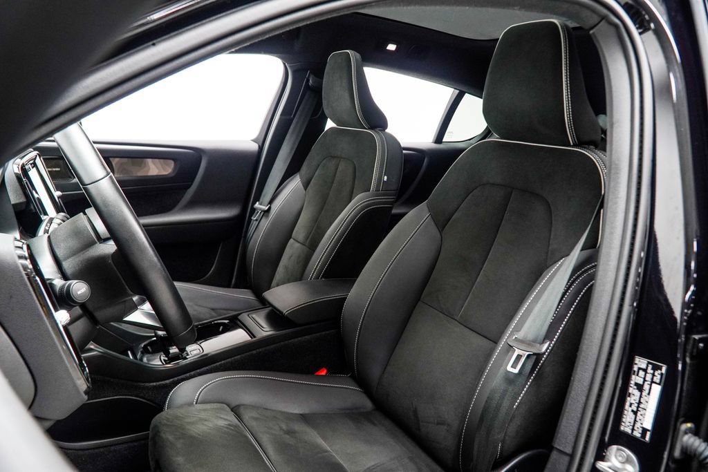 Used 2023 Volvo C40 P8 Recharge Ultimate w/ Protection Package Premier AWD/4WD image 35