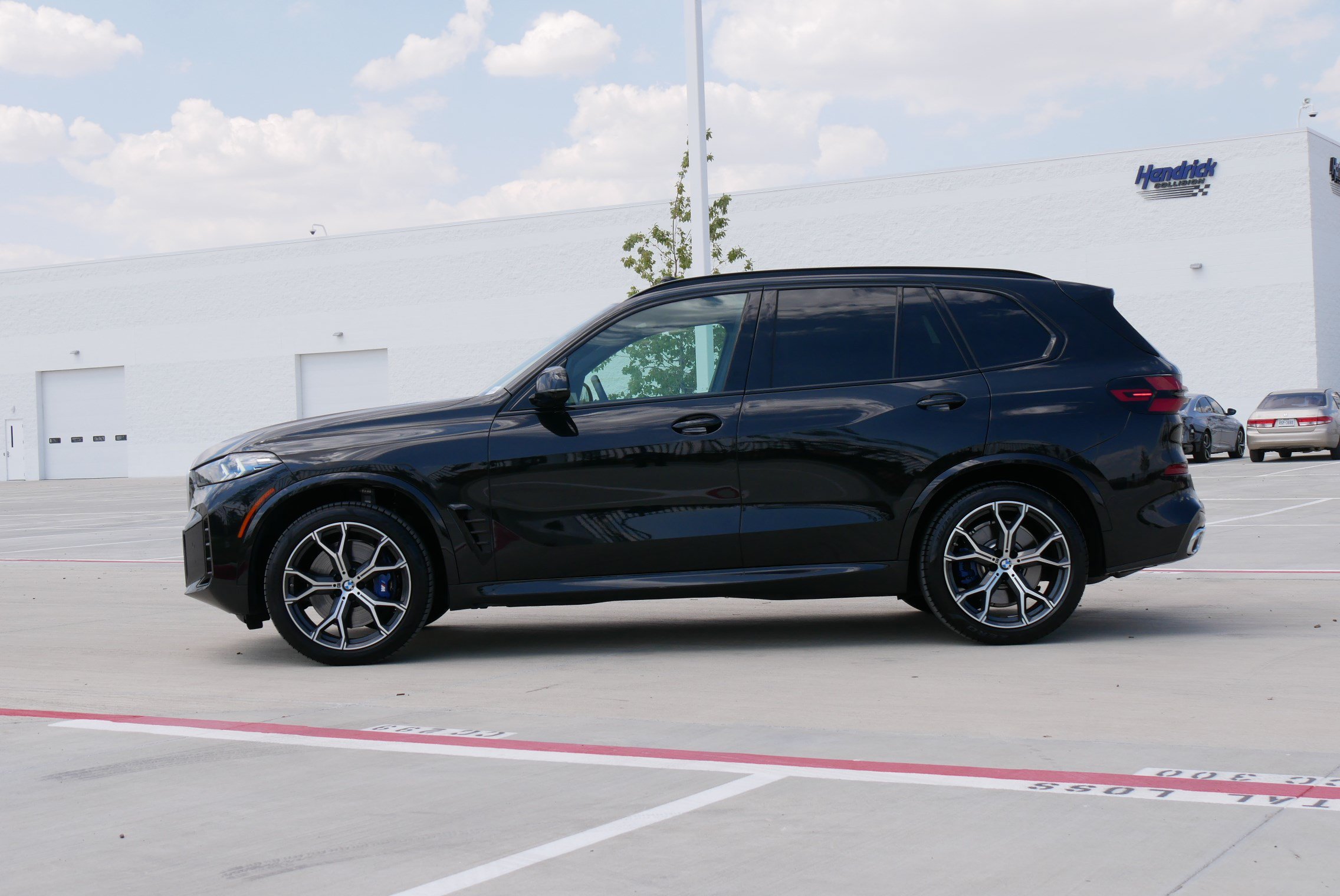 Certified 2026 BMW X5 M60i AWD/4WD image 6