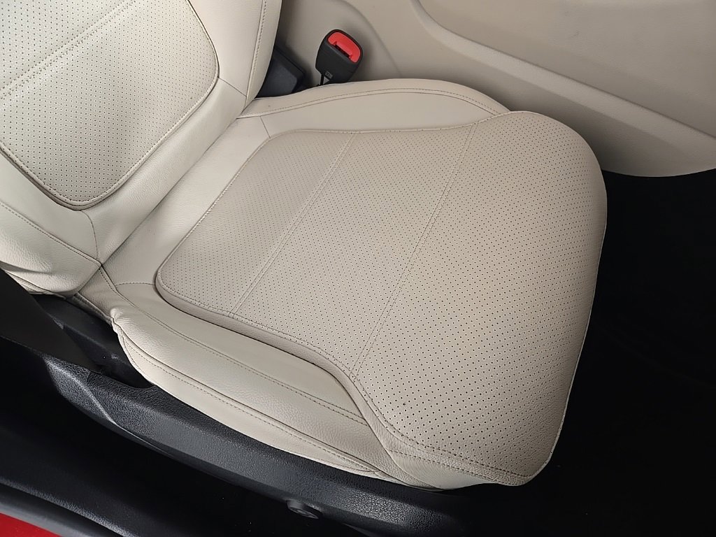 Used 2023 Mercedes-Benz GLC 300 GLC 300 image 17