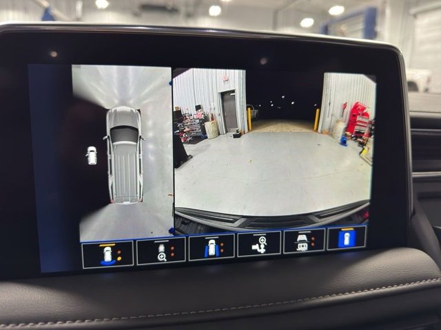 Used 2024 Chevrolet Tahoe Z71 w/ Luxury Package image 33