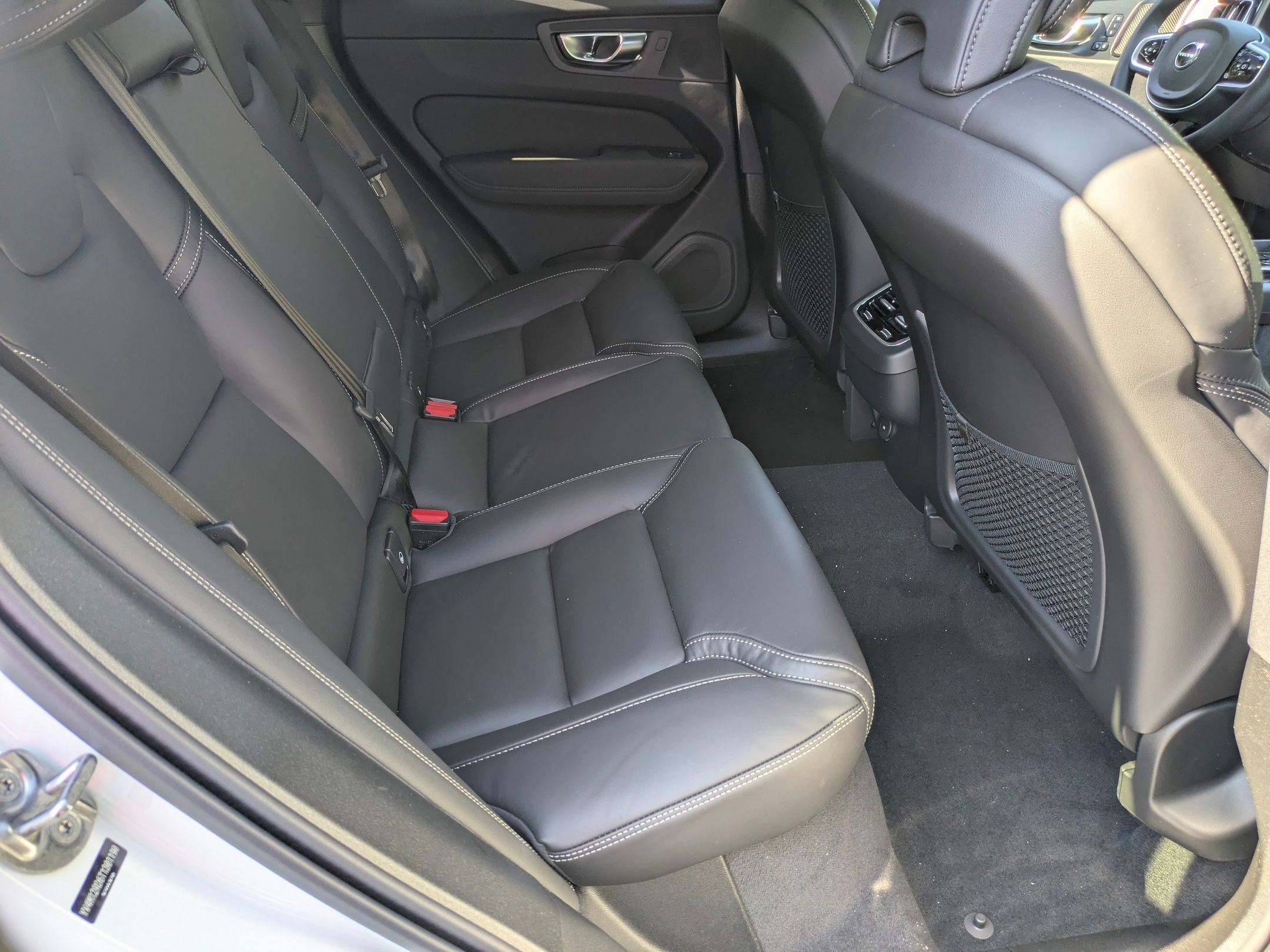 New 2026 Volvo XC60 B5 Ultra w/ Protection Package Premier image 21