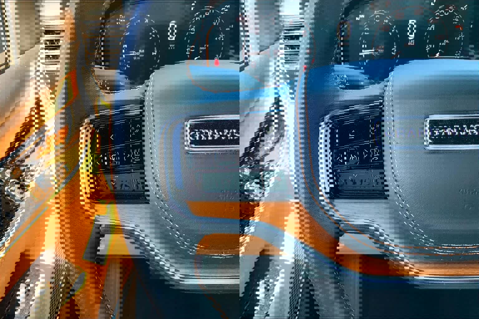 Used 2022 Jeep Grand Wagoneer Series III w/ HD Trailer Tow Package image 26