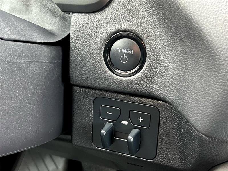 Used 2025 Toyota Sequoia SR5 image 36