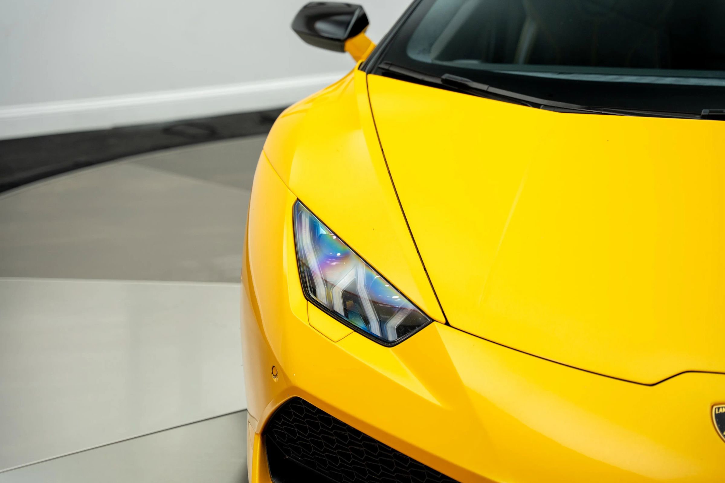 Used 2015 Lamborghini Huracan LP 610-4 image 7