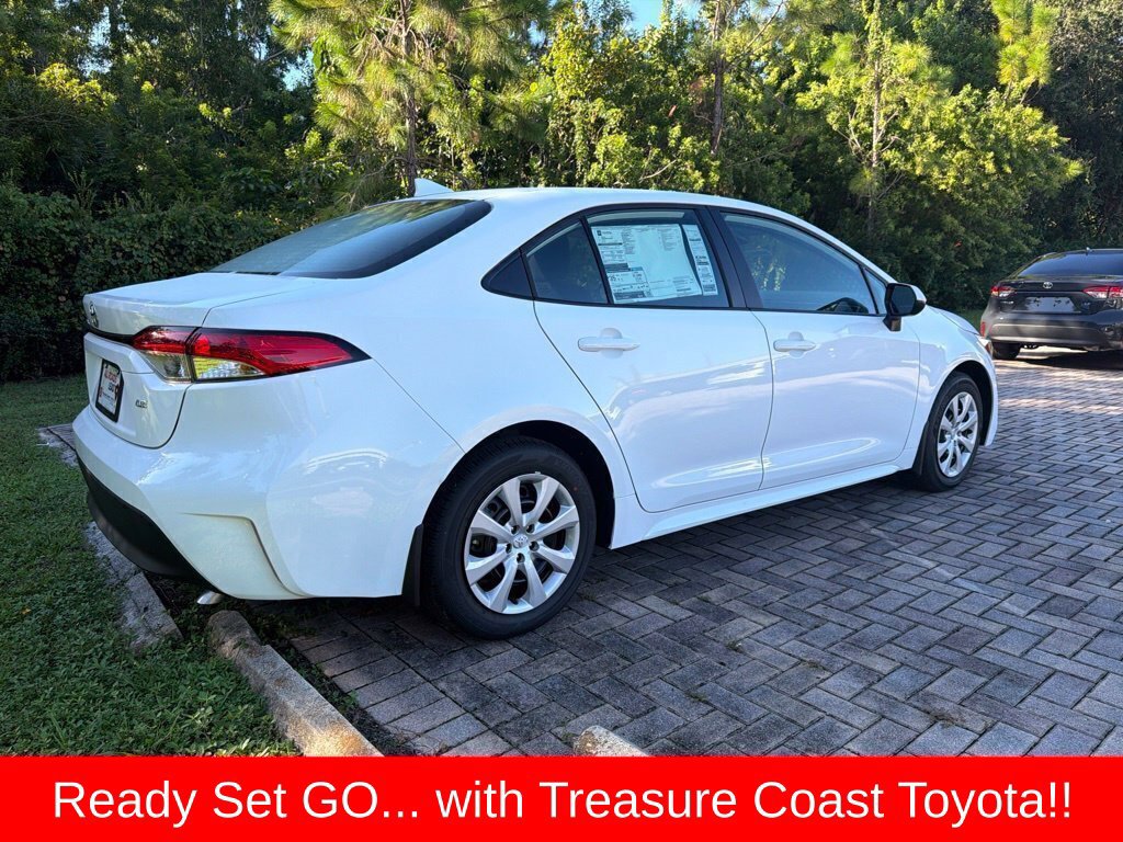 Used 2026 Toyota Corolla LE FWD image 9