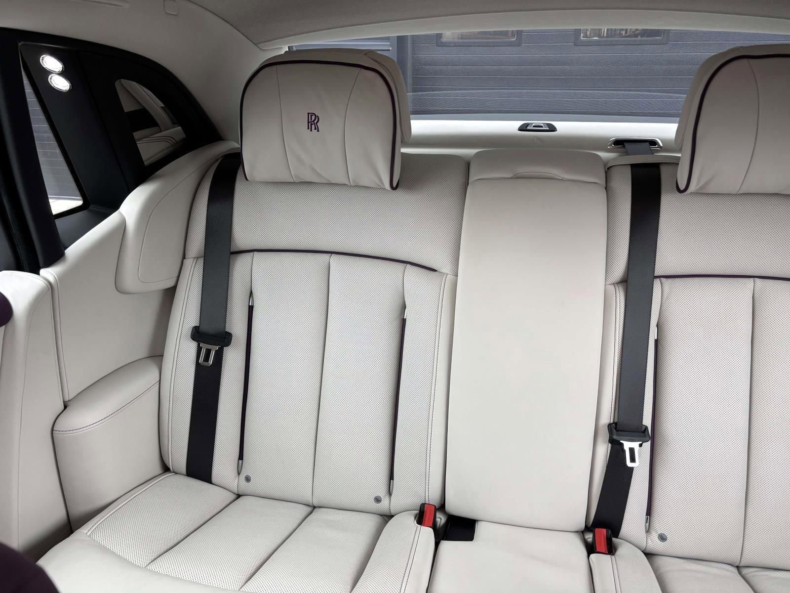 Used 2019 Rolls-Royce Phantom Sedan image 33