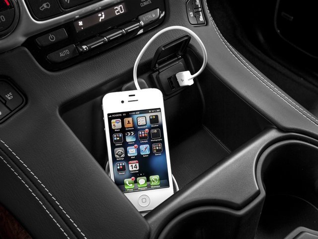 Used 2017 GMC Yukon SLT w/ Premium Edition image 19