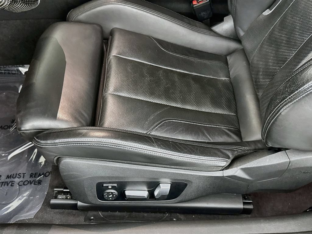 Used 2021 BMW M4 Competition w/ Executive Package RWD image 20