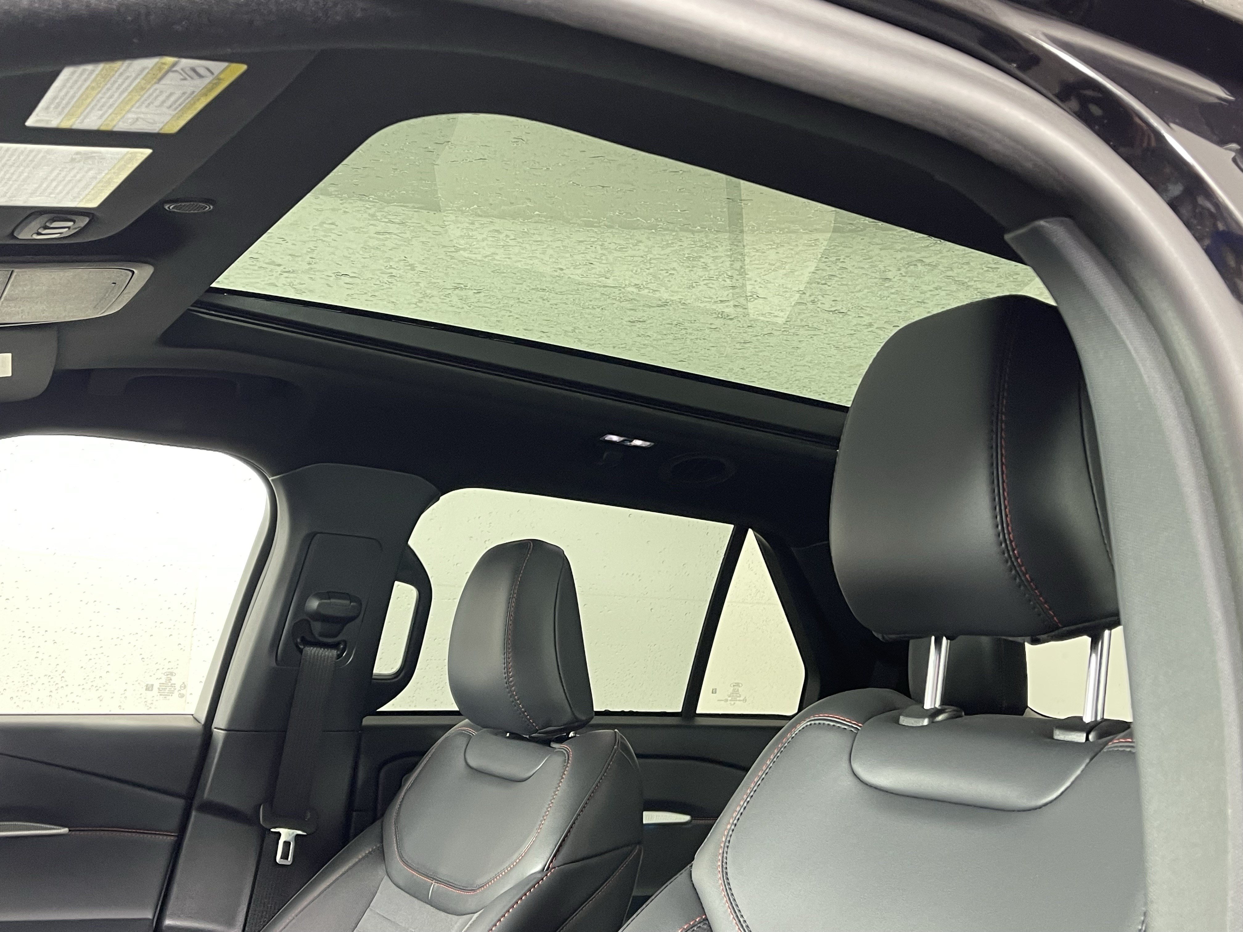Used 2026 Ford Explorer ST-Line w/ ST-Line Street Pack AWD/4WD image 18