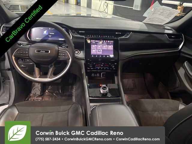 Used 2024 Jeep Grand Cherokee Altitude AWD/4WD image 31