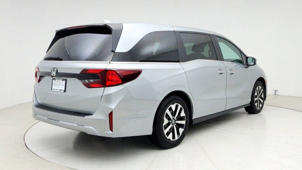 Used 2025 Honda Odyssey EX-L image 5
