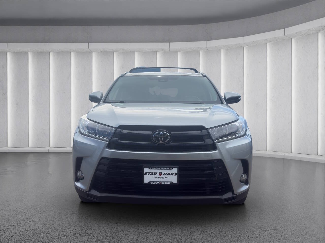 Used 2017 Toyota Highlander SE AWD/4WD image 8