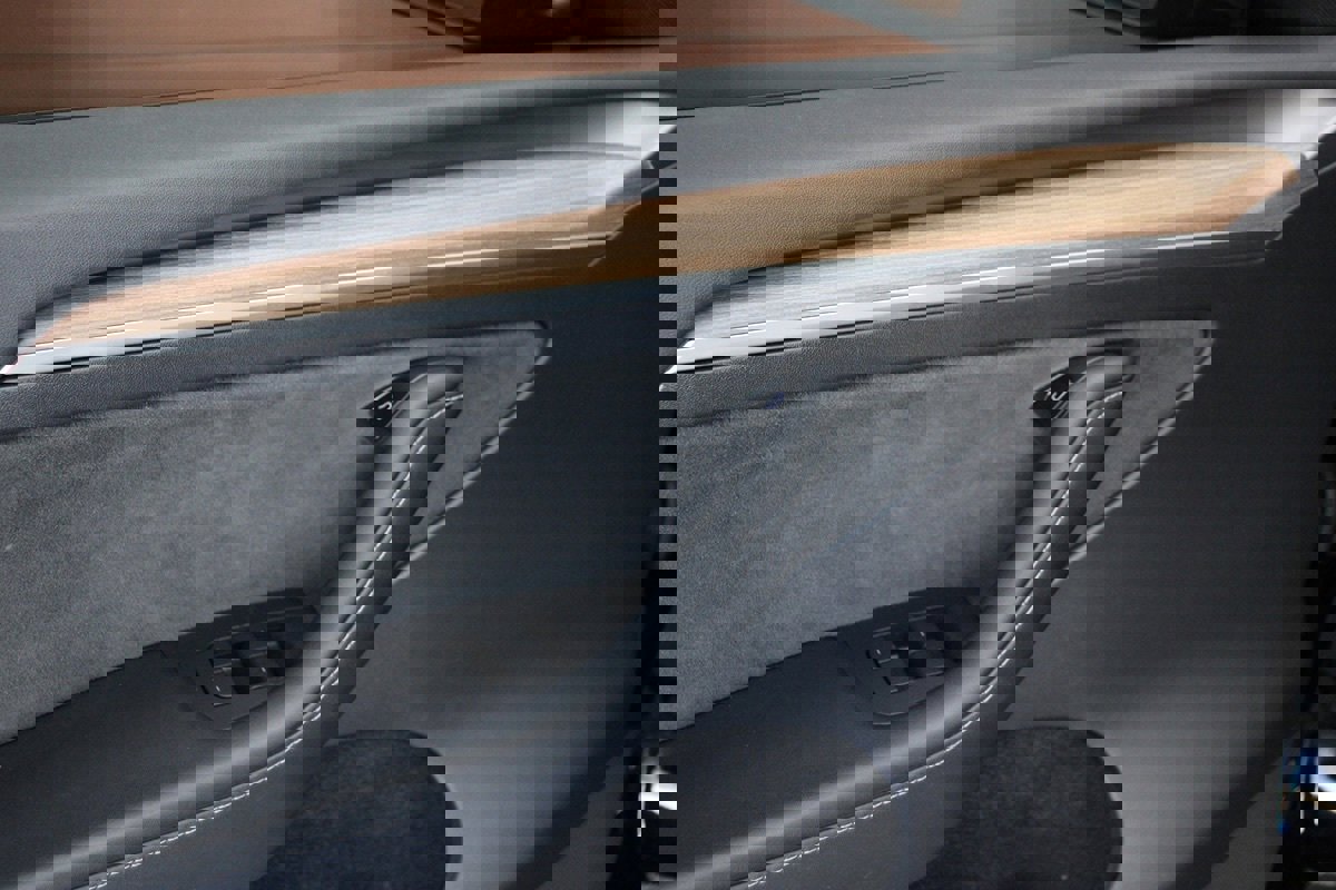 Used 2023 Tesla Model Y Long Range image 22