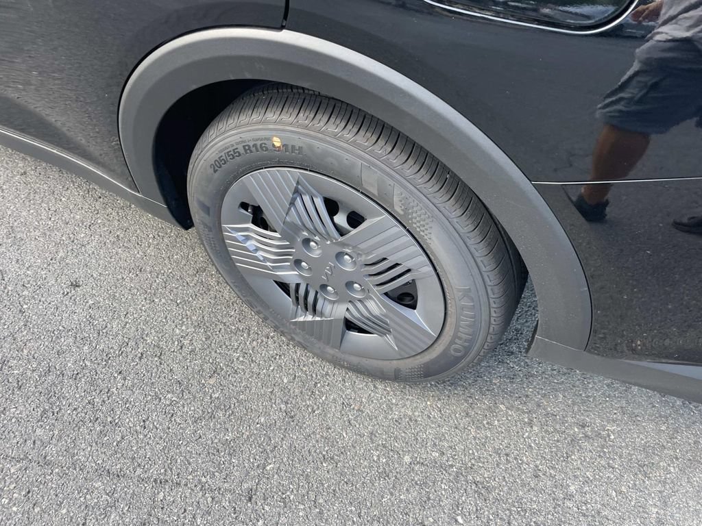 New 2026 Kia K4 FWD image 5