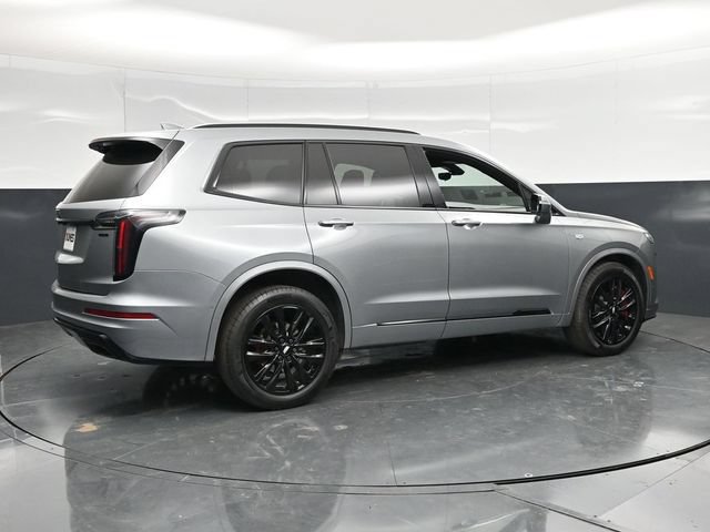 Used 2024 Cadillac XT6 Sport w/ LPO, Onyx Lite Package AWD/4WD image 4
