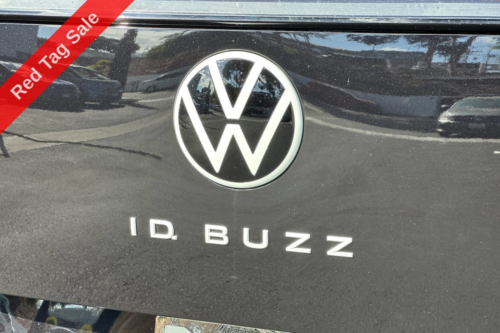 New 2025 Volkswagen ID. Buzz Pro S RWD image 7