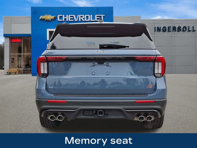 Used 2025 Ford Explorer ST image 7