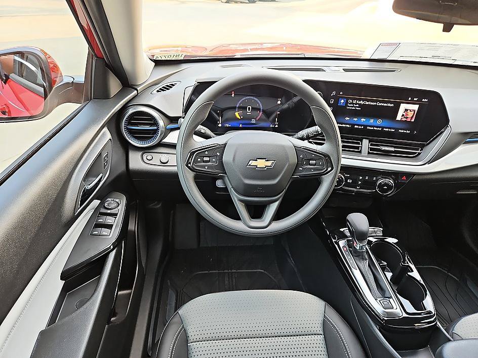 New 2026 Chevrolet Trax LT FWD image 12