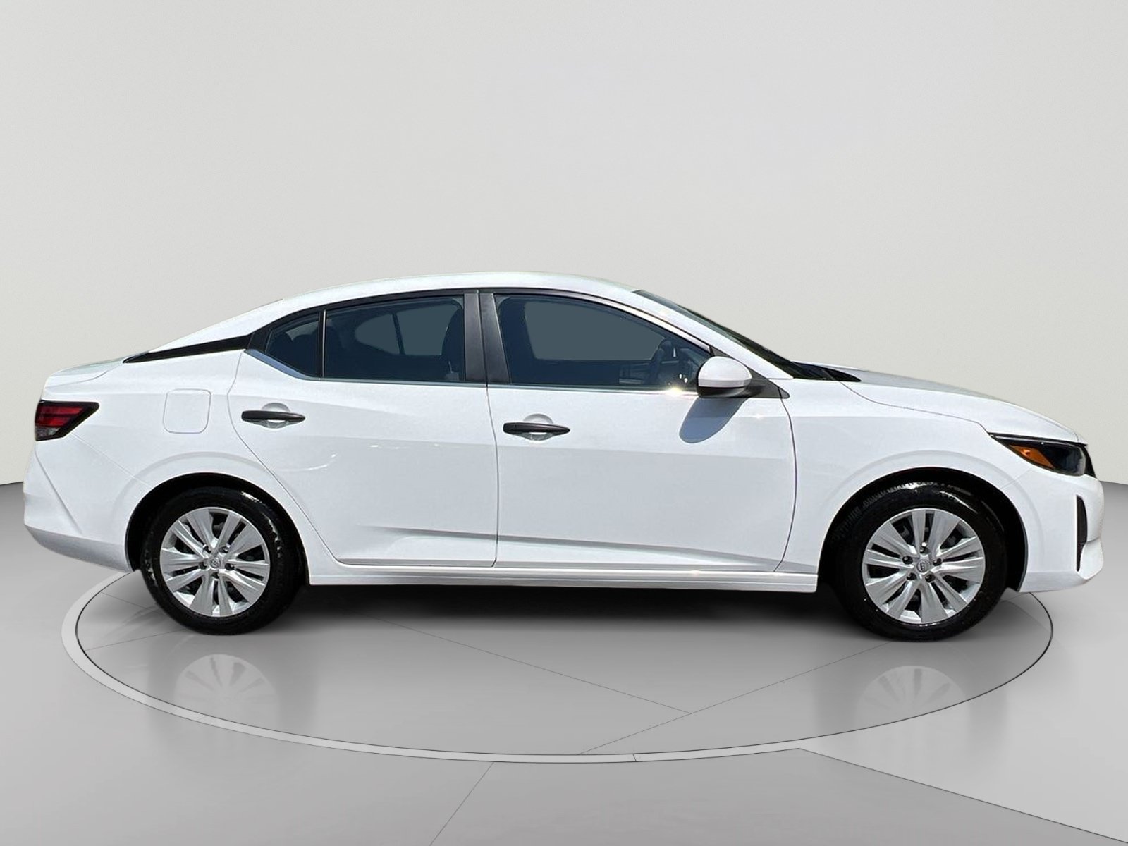 Used 2025 Nissan Sentra S FWD image 6