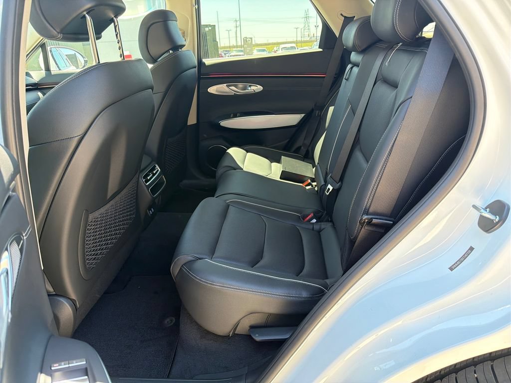 New 2026 Genesis GV70 2.5T Advanced AWD/4WD image 12