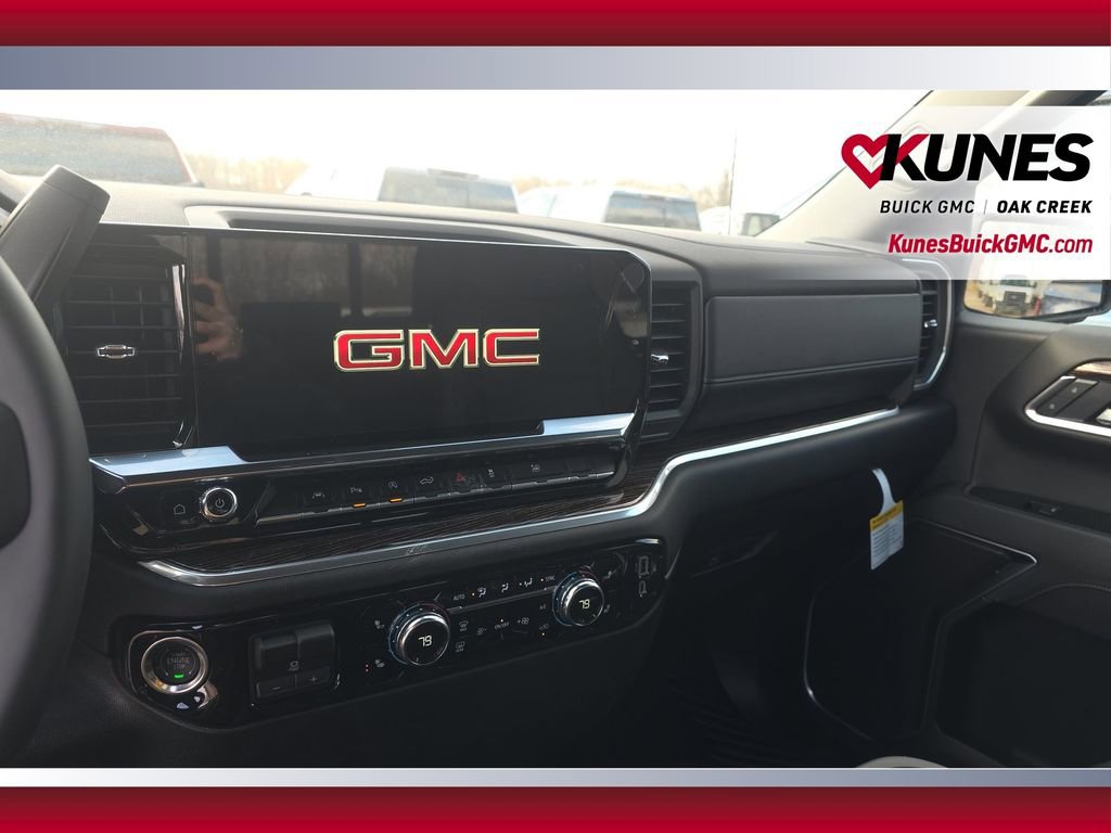 New 2026 GMC Sierra 1500 SLE w/ Preferred Package image 18