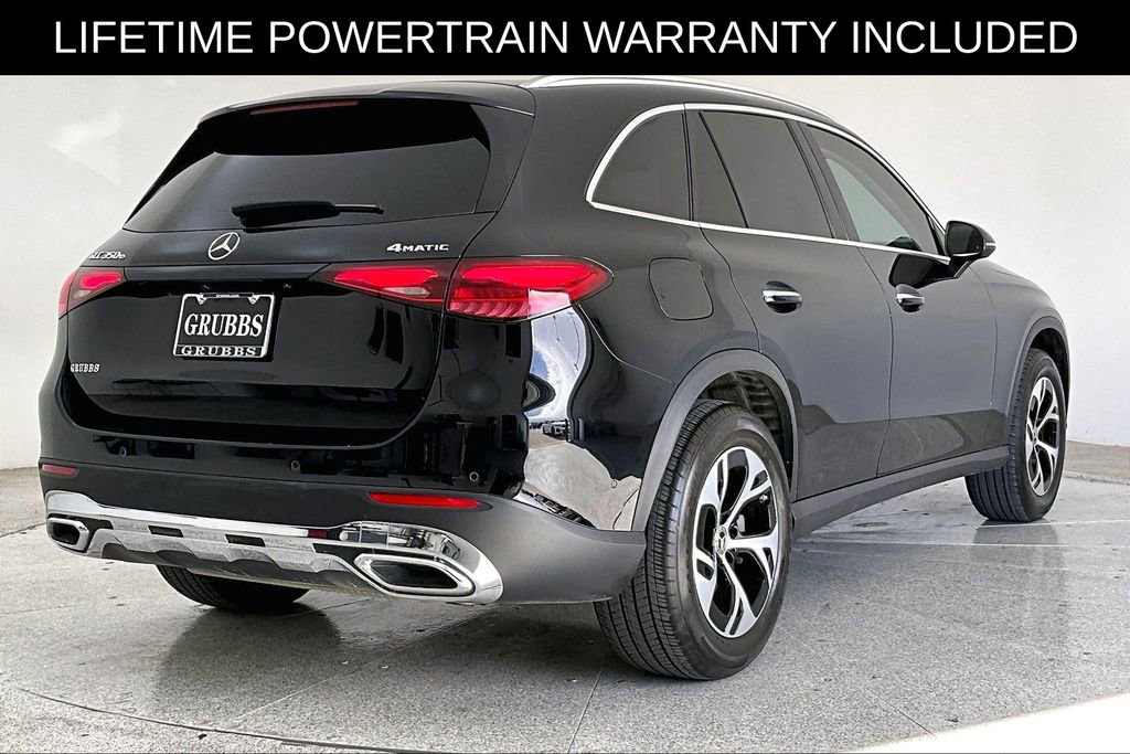 Used 2025 Mercedes-Benz GLC 350e 4MATIC image 2
