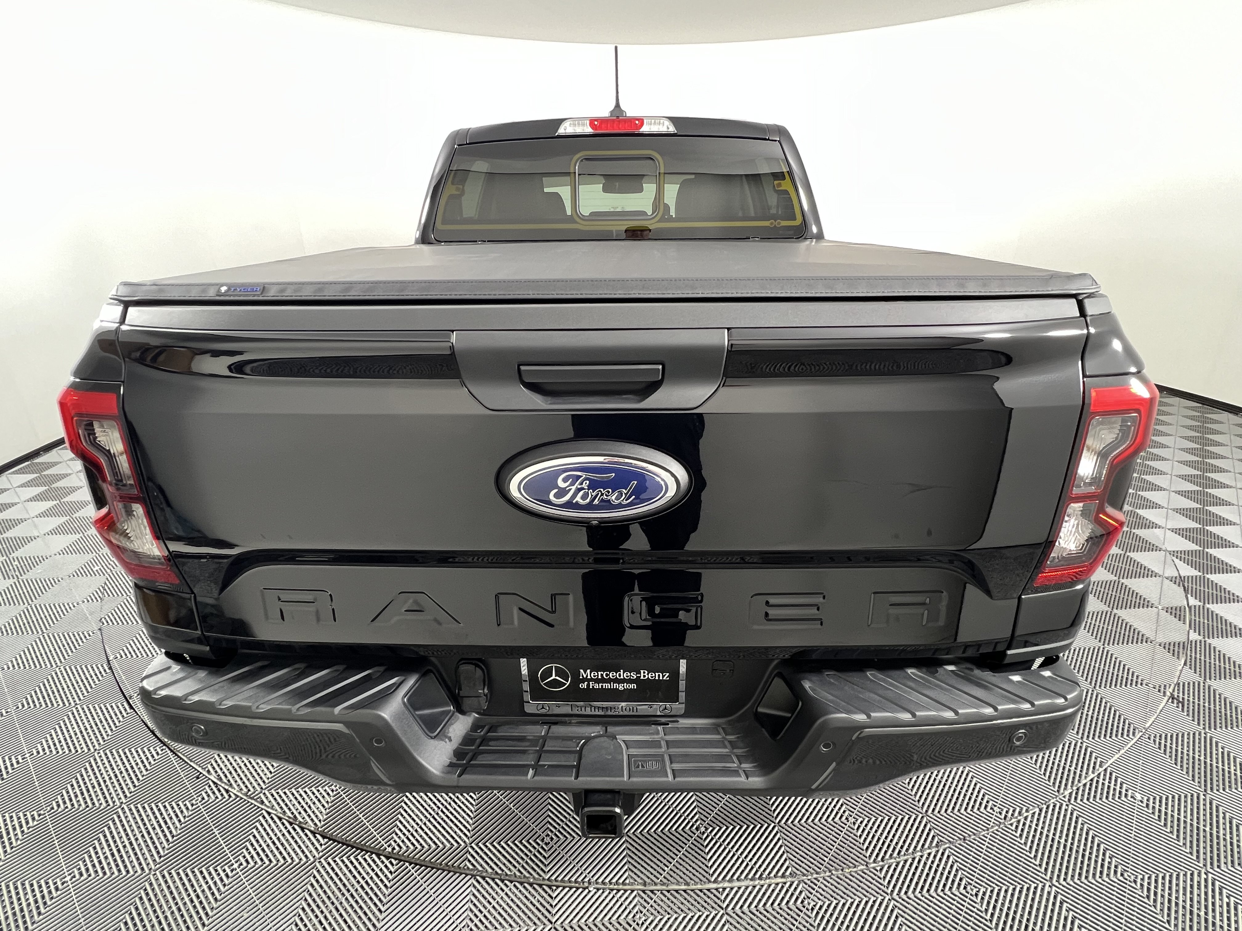 Used 2024 Ford Ranger Lariat w/ FX4 Off-Road Package AWD/4WD image 11