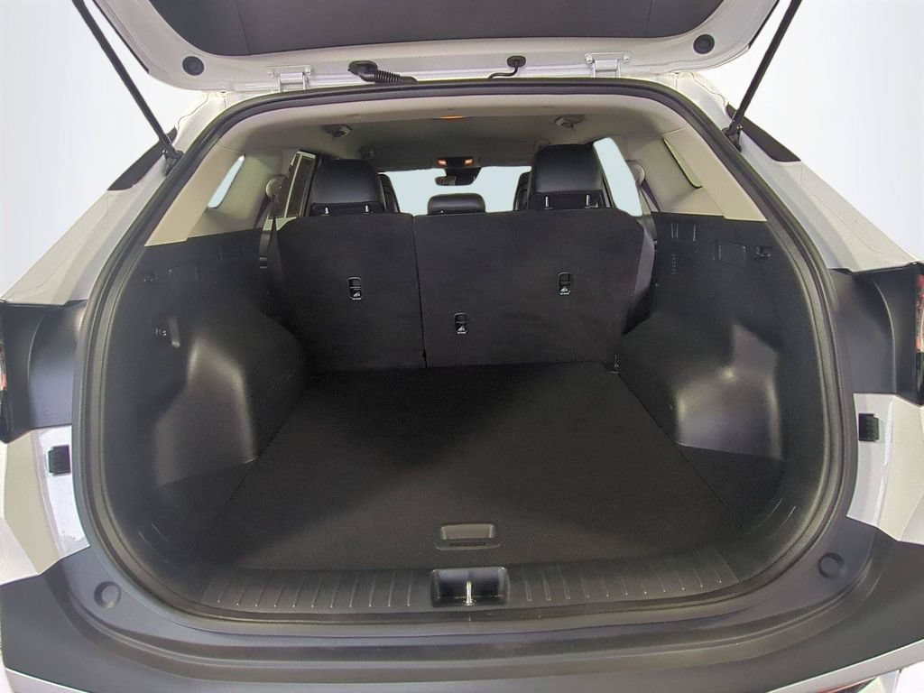 Used 2025 Kia Sportage EX FWD image 14