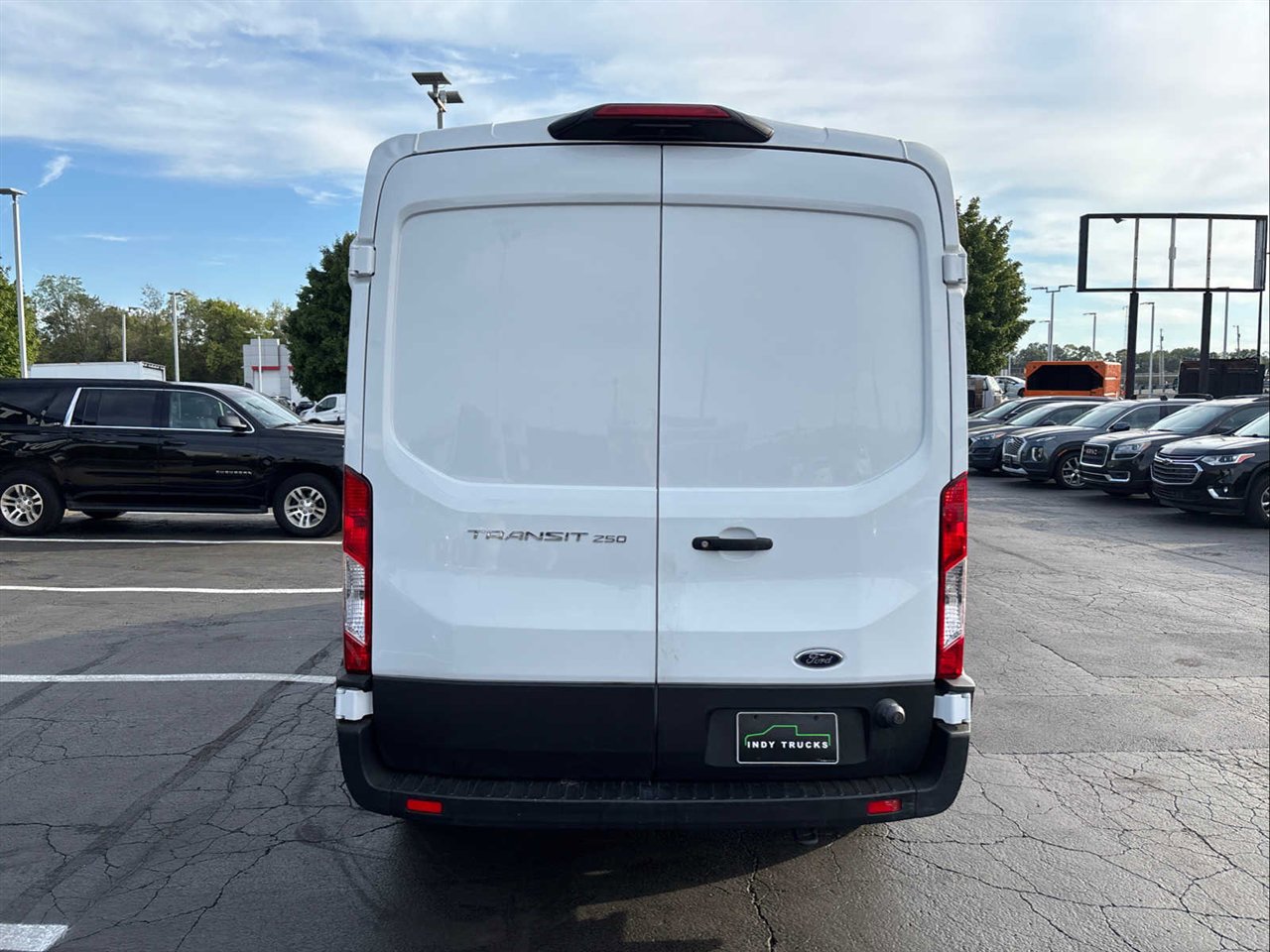 Used 2023 Ford Transit 250 Medium Roof image 7