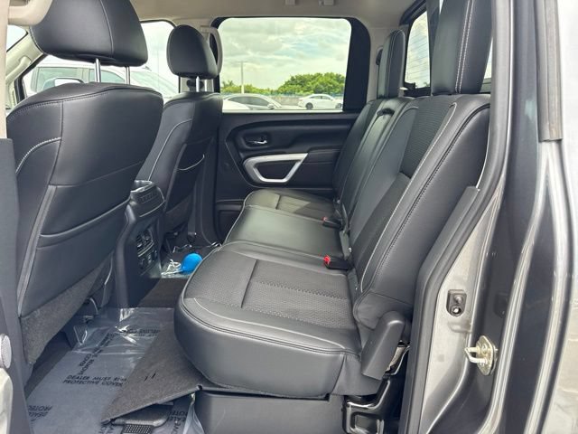 Used 2019 Nissan Titan PRO-4X w/ Pro-4x Utility Package AWD/4WD image 3