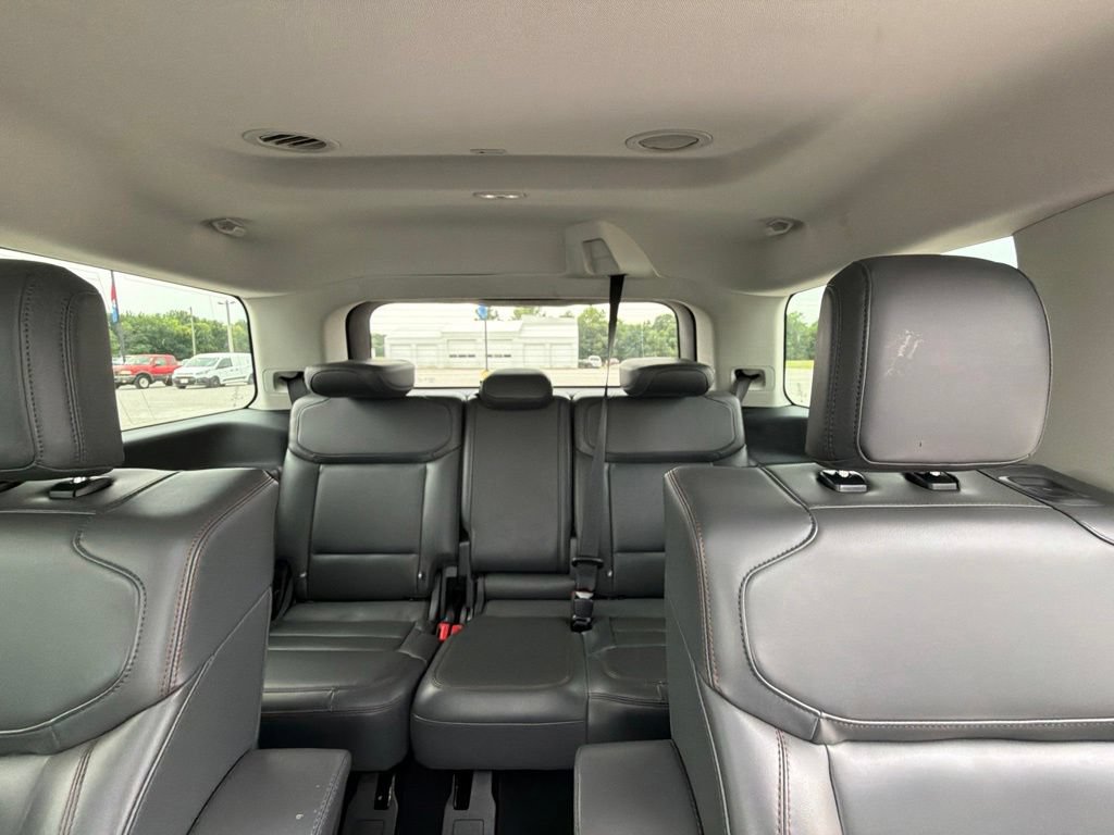 Used 2025 Ford Expedition Active AWD/4WD image 49