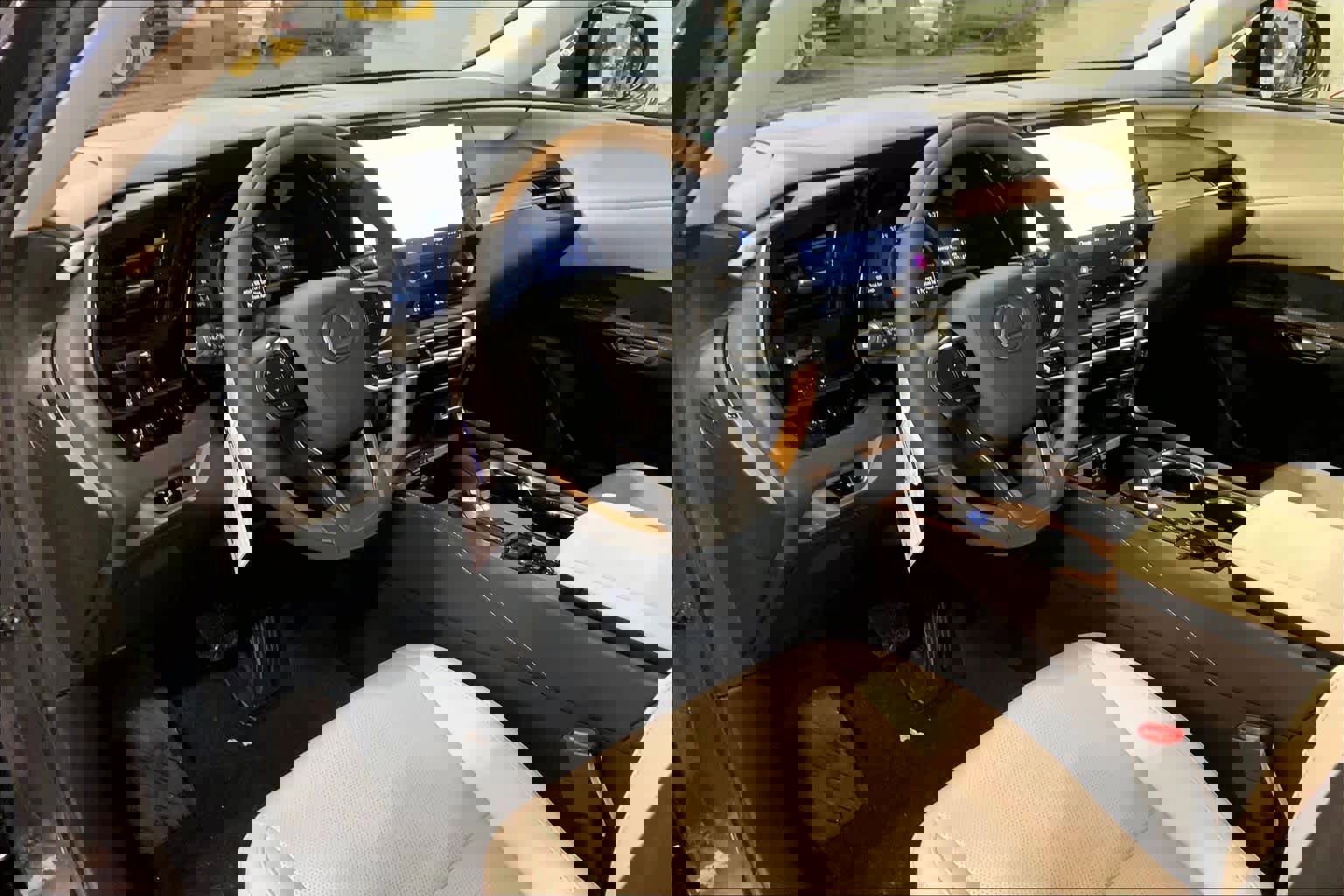 New 2026 Lexus RX 350 image 8