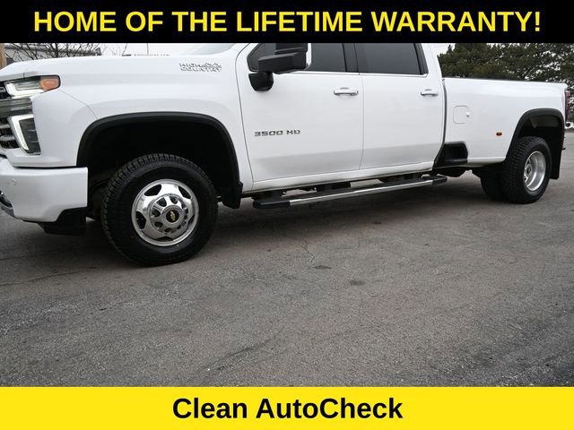 Used 2022 Chevrolet Silverado 3500 High Country w/ Snow Plow Prep/Camper Package image 5