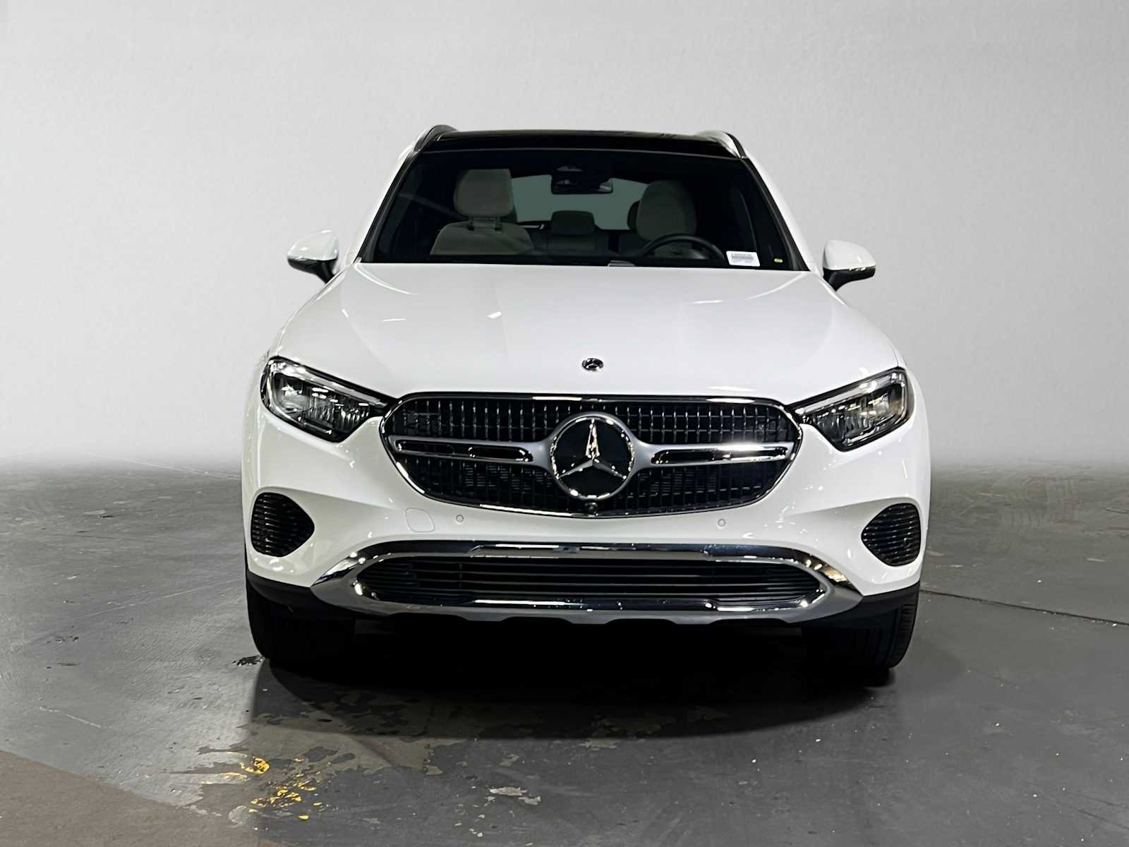 Used 2026 Mercedes-Benz GLC 300 4MATIC image 8