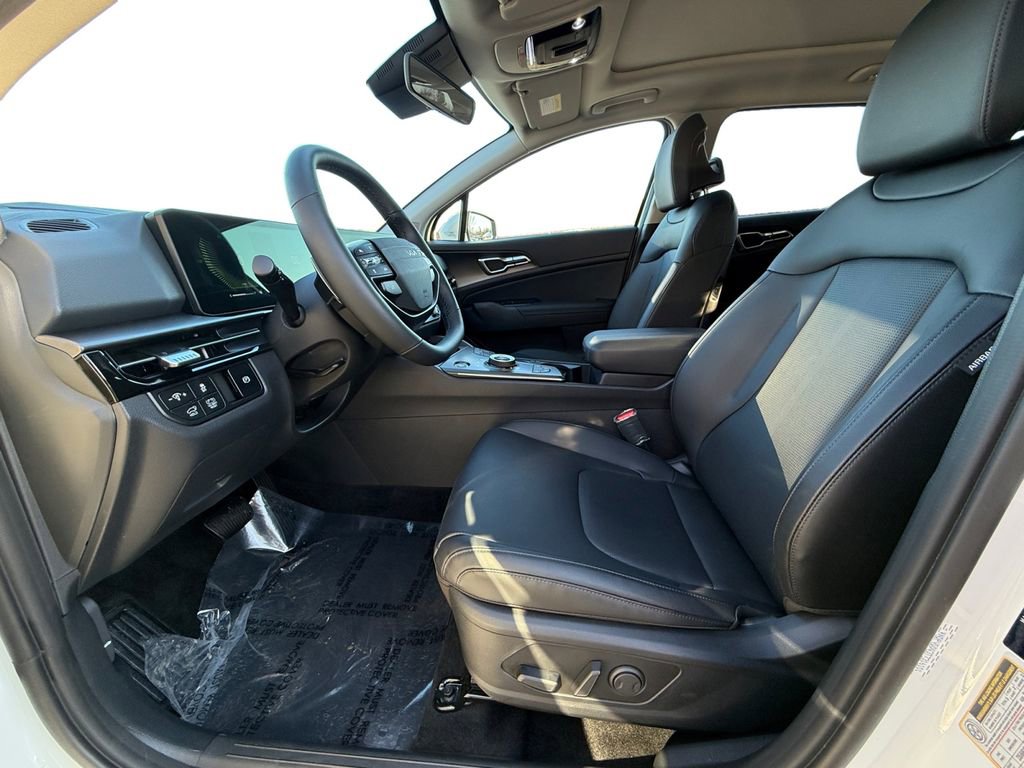 Used 2026 Kia Sportage EX w/ EX Panoramic Sunroof Package image 9