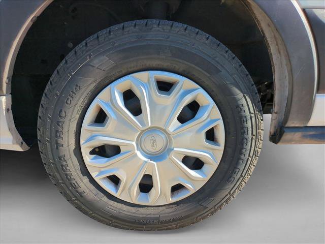 Used 2024 Ford Transit 350 XLT image 23