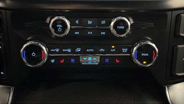 Used 2023 Ford F150 Platinum w/ FX4 Off-Road Package image 18