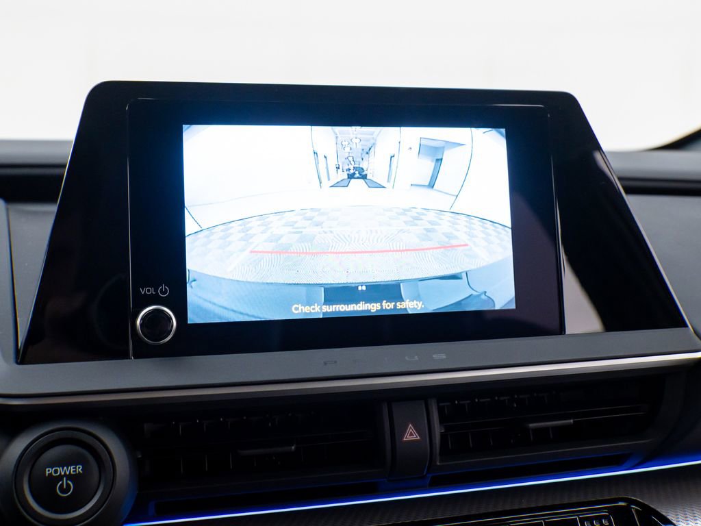 Used 2024 Toyota Prius XLE image 27