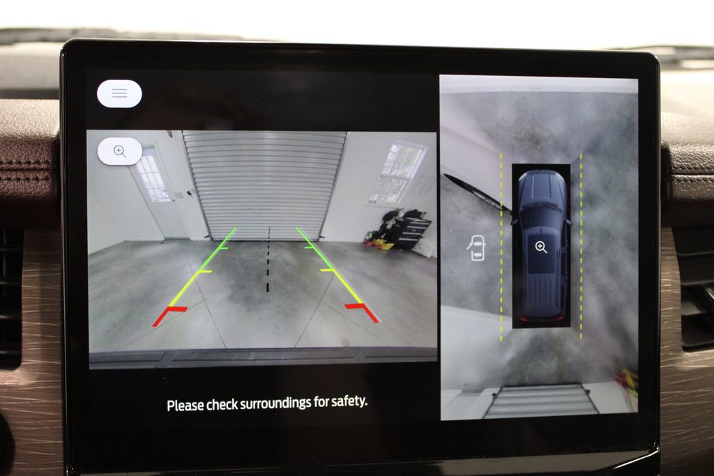 Used 2023 Ford Expedition Max Limited image 35