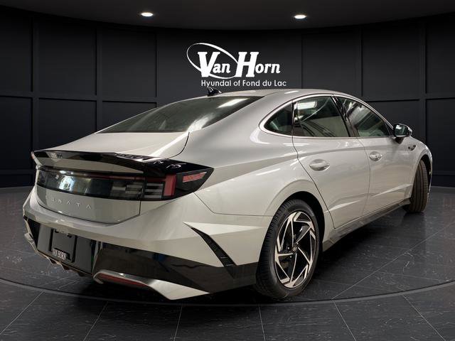 New 2026 Hyundai Sonata SEL image 3