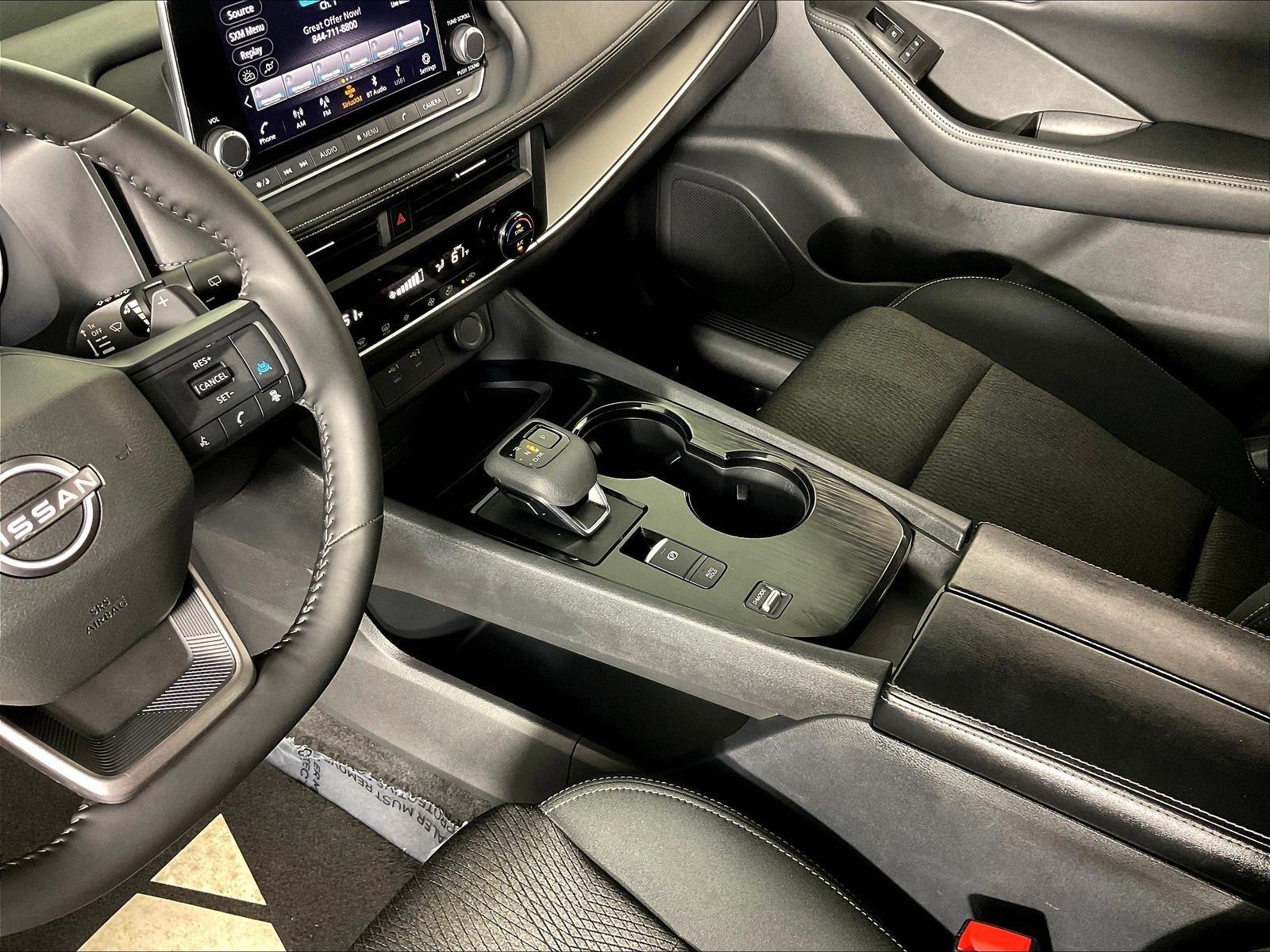 Certified 2026 Nissan Rogue SV FWD image 18