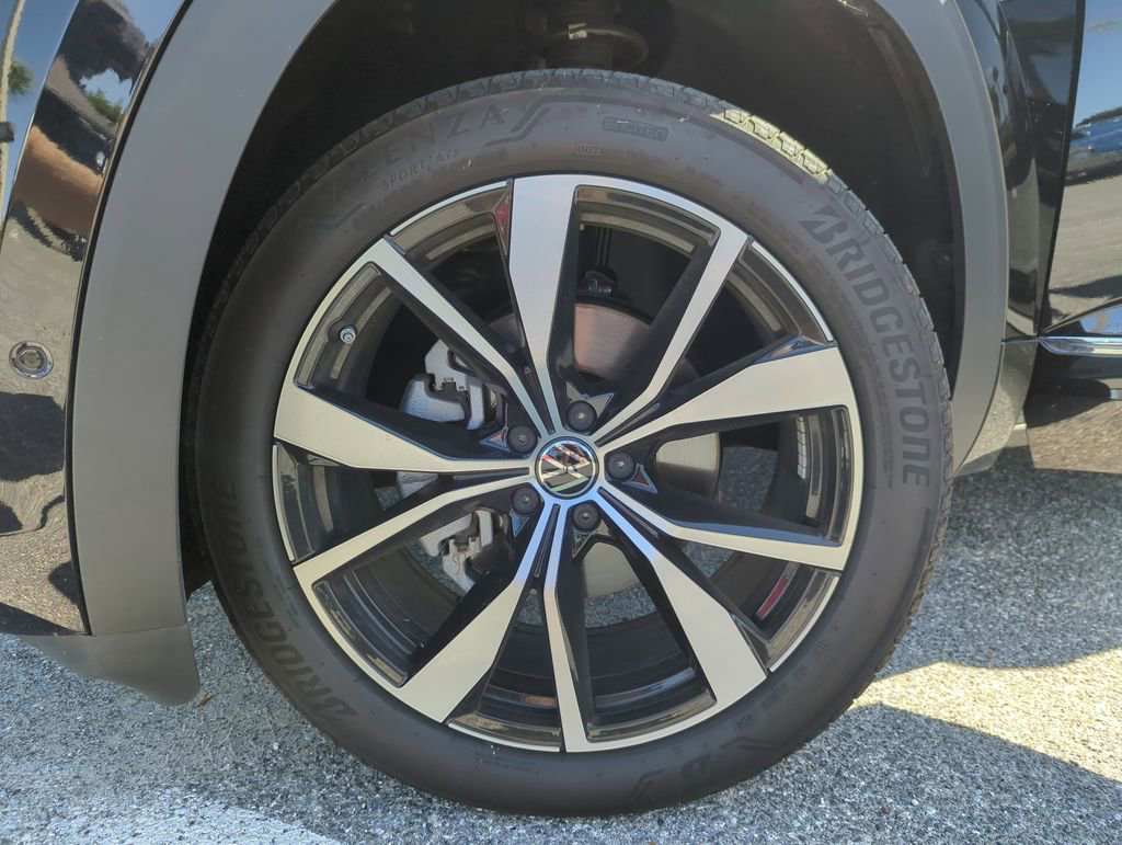 New 2025 Volkswagen Atlas Cross Sport SEL Premium R-Line image 48
