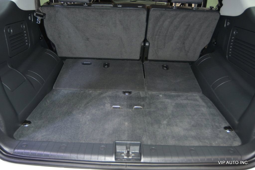 Used 2004 Mercedes-Benz ML 350 4MATIC image 32